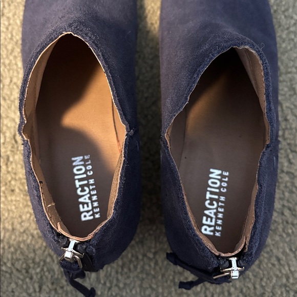 Kenneth Cole Reaction Side Way Navy Suede Ankle Boots - Picture 7 of 9
